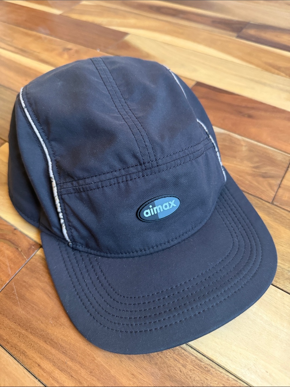 Supreme x airmax black 5-panel cap with white trim used